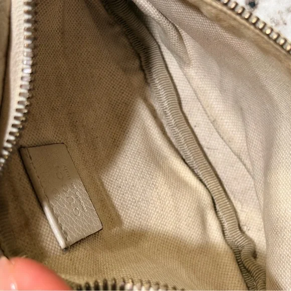 Mini Cream Gucci Cream Leather Logo Belt Bag with Red-Green-Blue Stripe - Picture 6 of 12